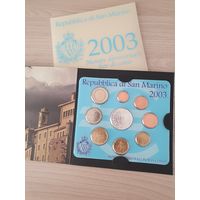 Сан-Марино 2003 год. 1, 2, 5, 10, 20, 50 евроцентов, 1, 2 и 5 Евро. Официальный набор монет в буклете с серебром