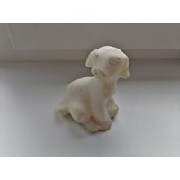 Статуэтка собаки из камня