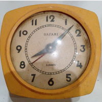 Часы-будильник SAFARI