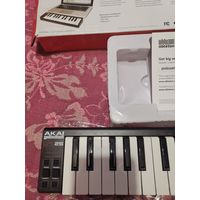 MIDI клавиатура Akai Pro LPK25