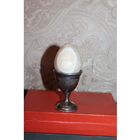 Декоративное яйцо выполненное из натурального природного камня, размер 6*5 см.