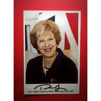 Фото с автографом бывшего Премьер-минстра Великобритании 2016-2019 в гг.Тереза Мэй.
