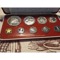 Набор монет Багамских остров 1980 года ( 9 монет, включая Серебрянные коллекционные!) , в Банковской коробке с Сертификатом