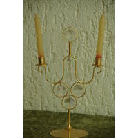 Подсвечник латунный со свечами  ( высота  23 см , ширина 14 см )