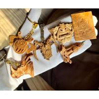 Деревянные сувениры, брелоки Цена разная