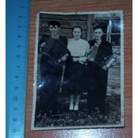 Старое фото "Трио светские музыканты".