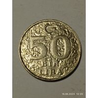 Турция 50  лир 2000 года .
