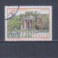 [2471] Италия 1982. Культура.Архитектура. Гашеная марка.