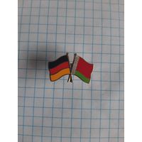 Флаги Германии и Беларуси.